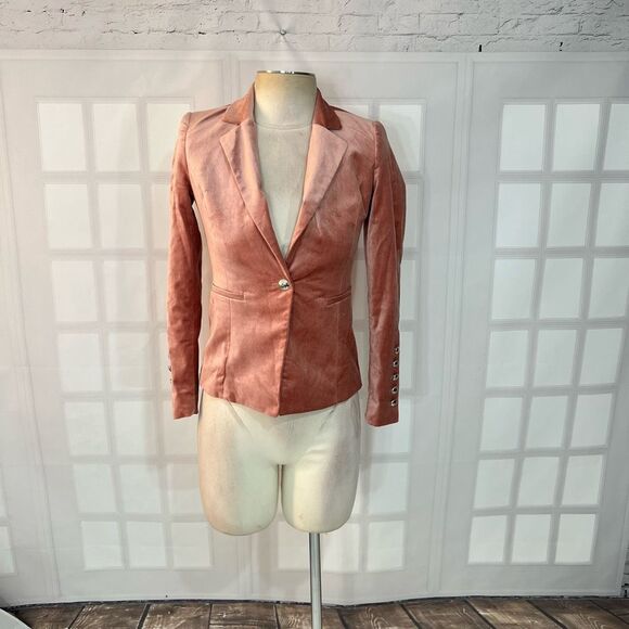 White House Black Market Jackets & Blazers - White House Black Market Pink Nocth Lapel One Button Velvet Blazer Size 00P